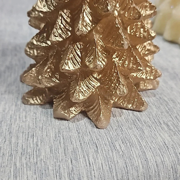 TREES - Picture 9 of 10